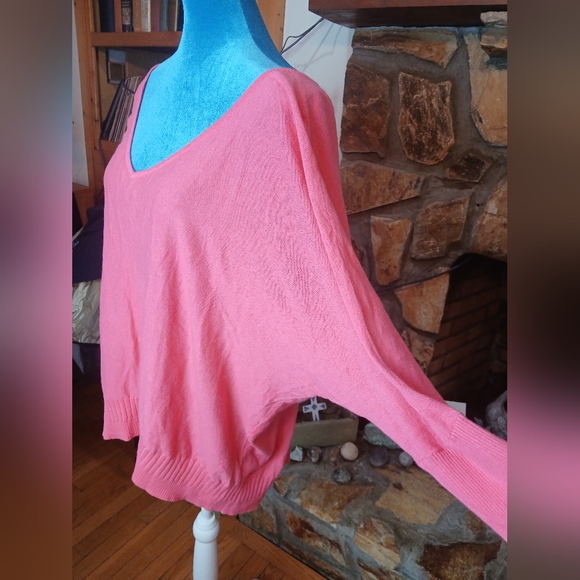 Victorias Secret Pink V-Neck Oversized Super Soft Sweater Large With Batwings - Picture 4 of 11